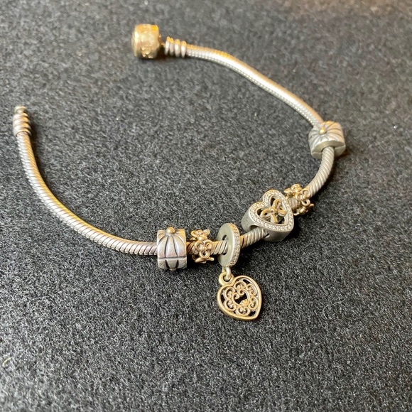 Pandora Moments Snake Chain Bracelet - Picture 7 of 8